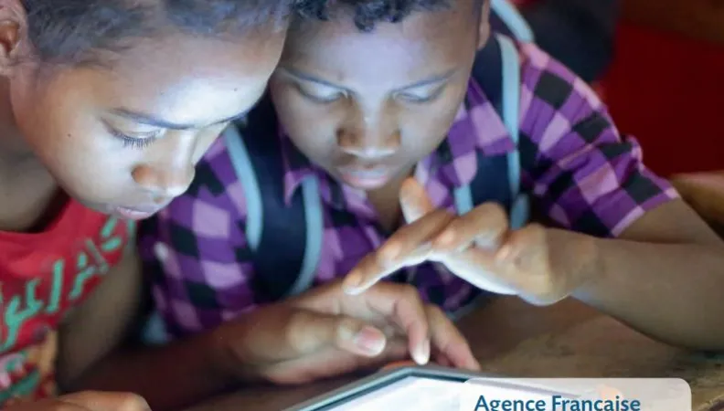 Savoirs communs n°17 : Le numérique au service de l'éducation en Afrique