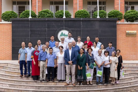 Marie-Hélène Loison en visite au Vietnam