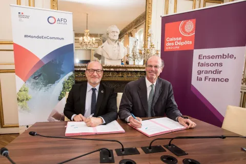 Rémy Rioux, directeur général de l’Agence française de développement et Éric Lombard, directeur général de la Caisse des Dépôts