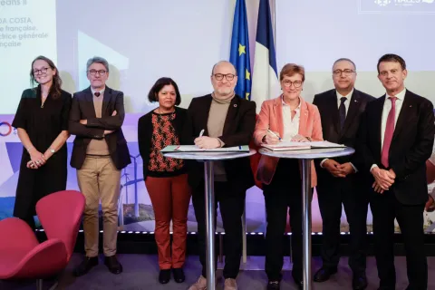 L'AFD et la Croix-Rouge française renforcent leur engagement pour la résilience des territoires des trois bassins océaniques (Caraïbes, océan Indien et océan Pacifique) face aux risques de catastrophes naturelles et aux crises sanitaires, avec un nouveau financement de 12 millions d'euros