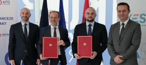 Mou Albanie
